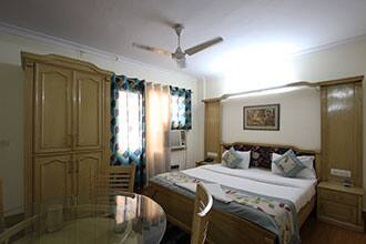 Hotel Empire Deluxe, New Delhi 2